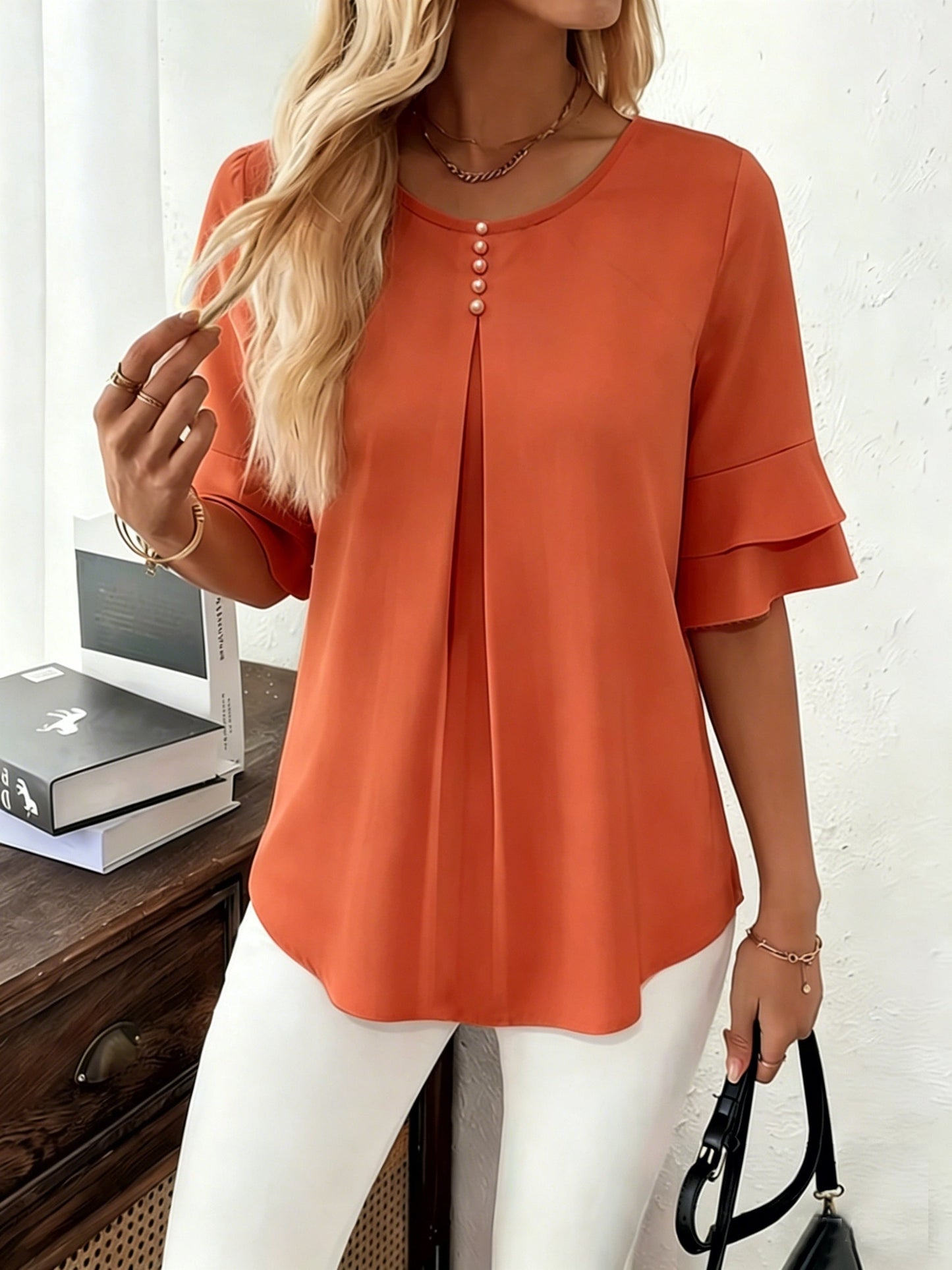Ella - Top elegante con bottoni